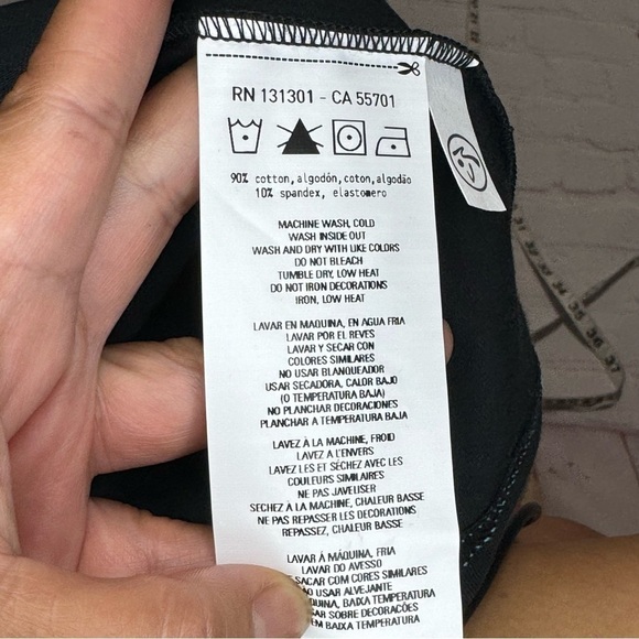 ZUMBA FITNESS sporty stretchy black tank top Green “Join the Party” Large NWT - Picture 4 of 9